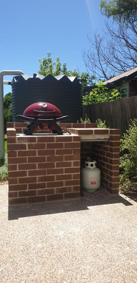 The Bower@ Kings Cottage Uralla Экстерьер фото